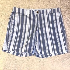 Old Navy Everyday Short